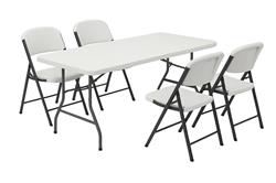 MESA 2.44 MTS + 4 SILLAS D40